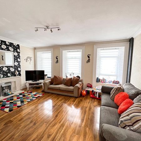 Perfect Central Location Portrush Exterior photo